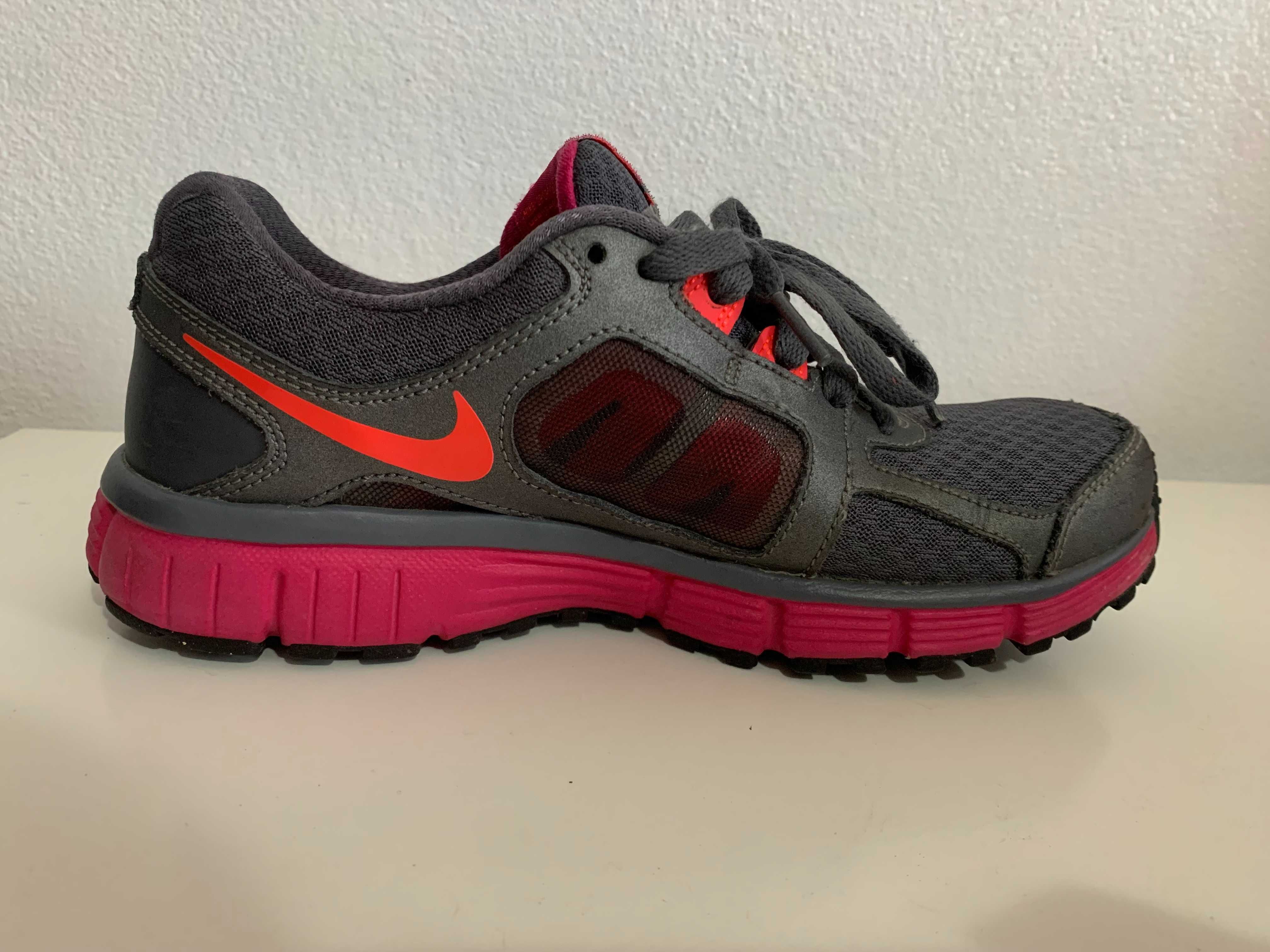 Sapatilhas NIKE NOVAS n36.5