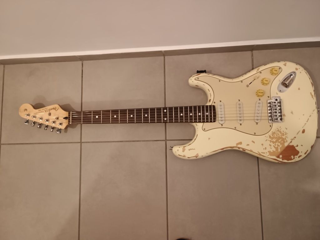 Gitara relic stratocaster