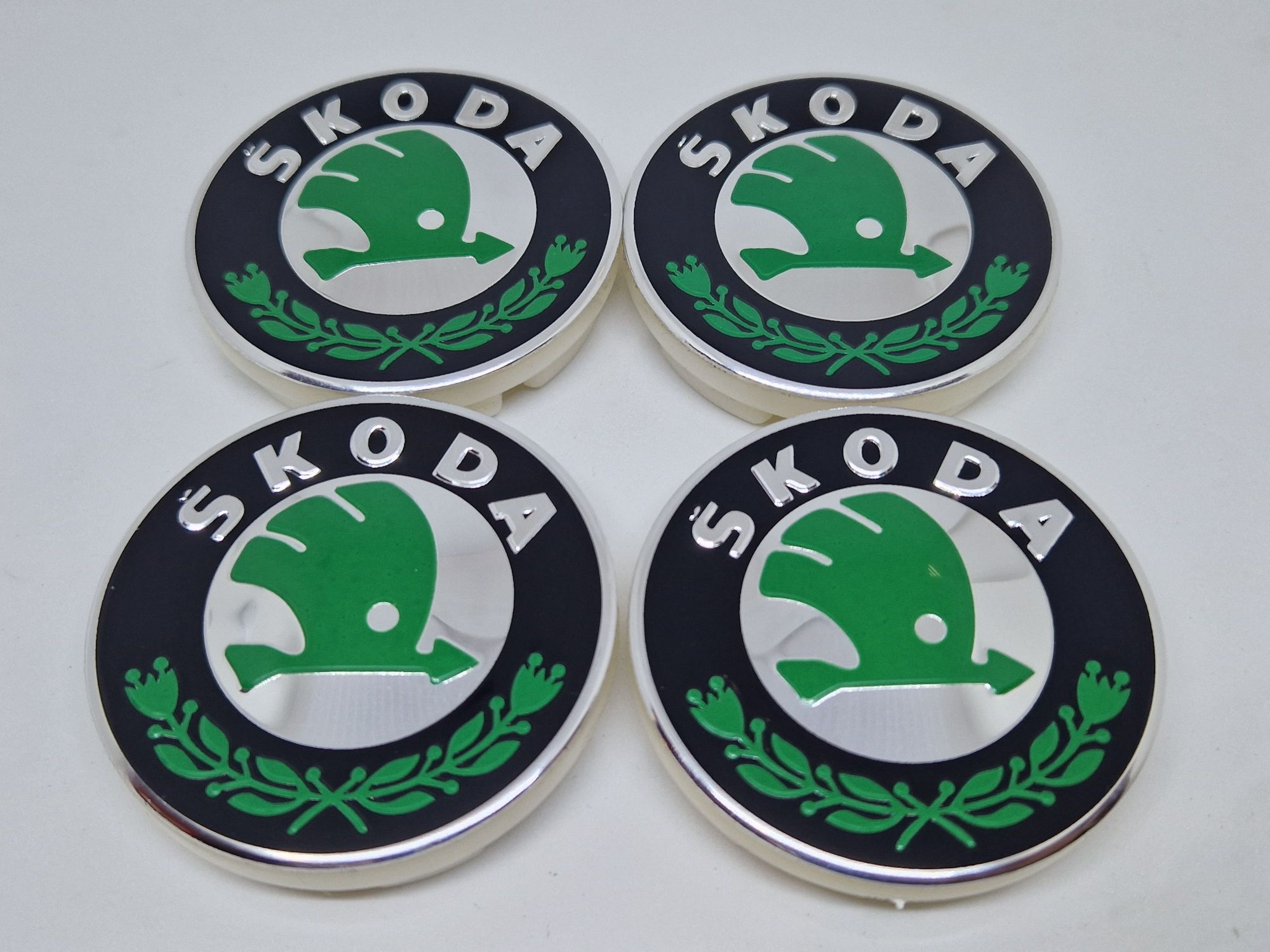 Ковпачки Skoda/Лого/Колпачки в диски Шкода чорна/зелена Skoda