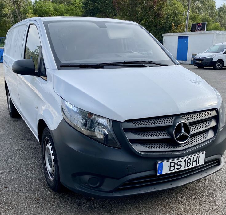 Mercedes Vito Longa
