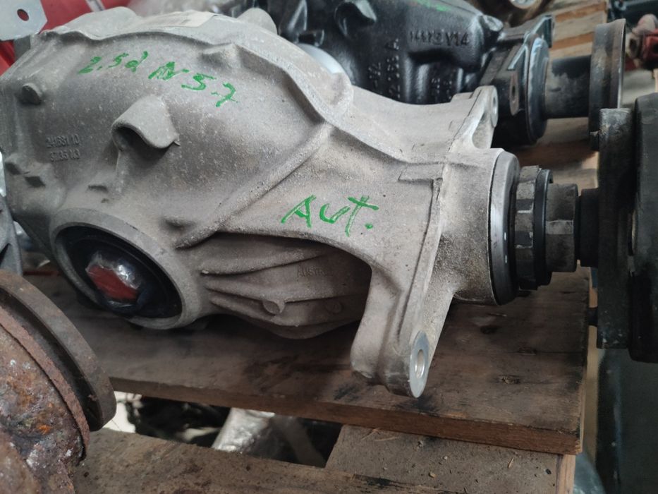 F10 - F11 diferencial trás 525d N57