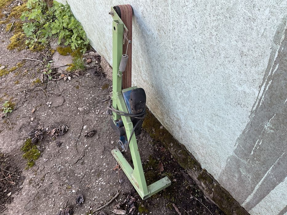 Гріндер шліфмашина