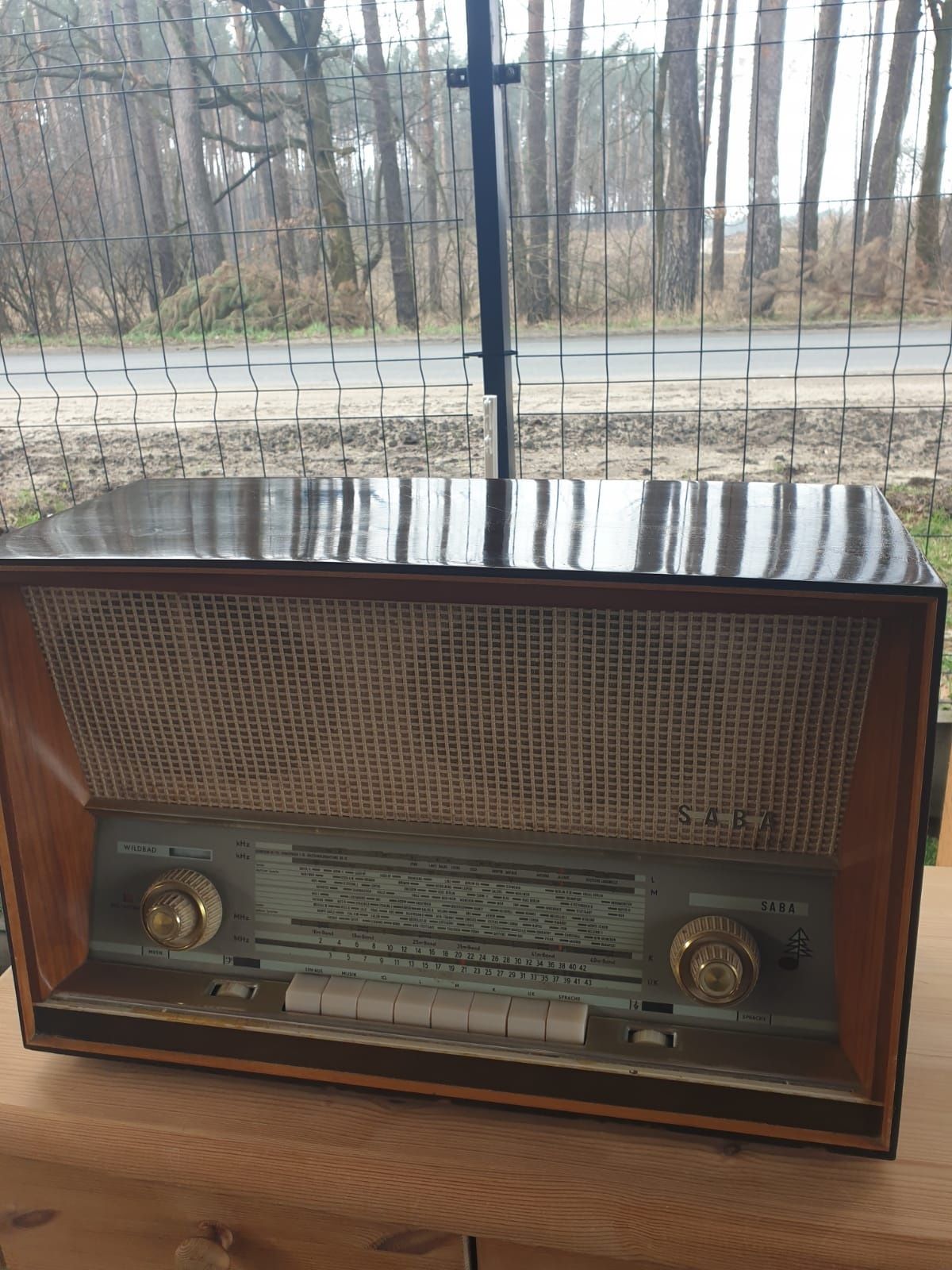 Sprzedam radio antyczne saba