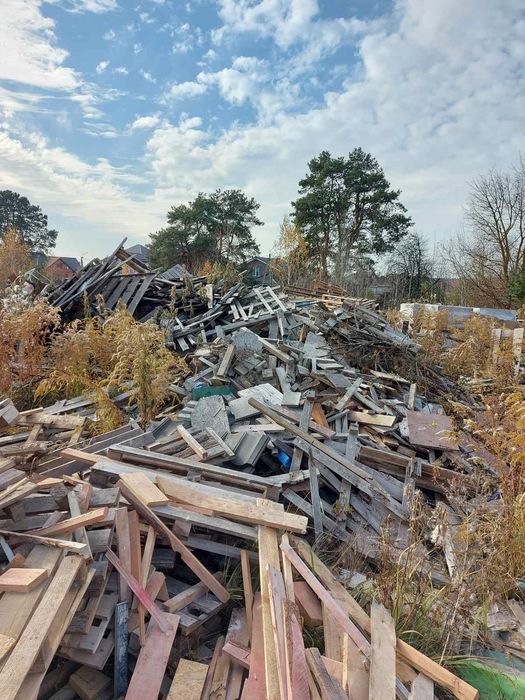 Дрова после стройки.