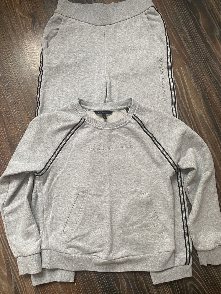 Костюм Armani Exchange