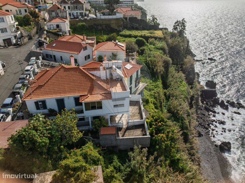 Moradia T7 para venda