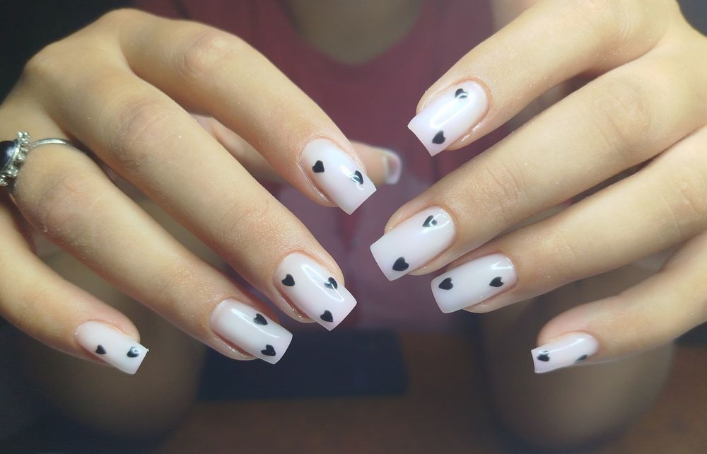 Послуги манікюру,педикюру Полтава