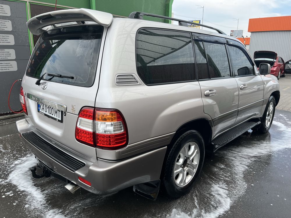 Тайот 100 4.7 газ /бензин… 9000$ без торга