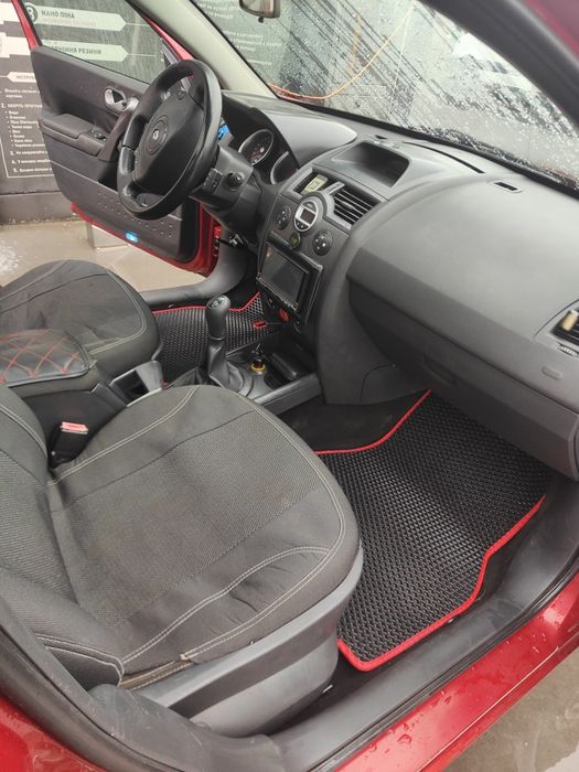 Renault Megane 2  панорама, круіз, клімат1.5 dci