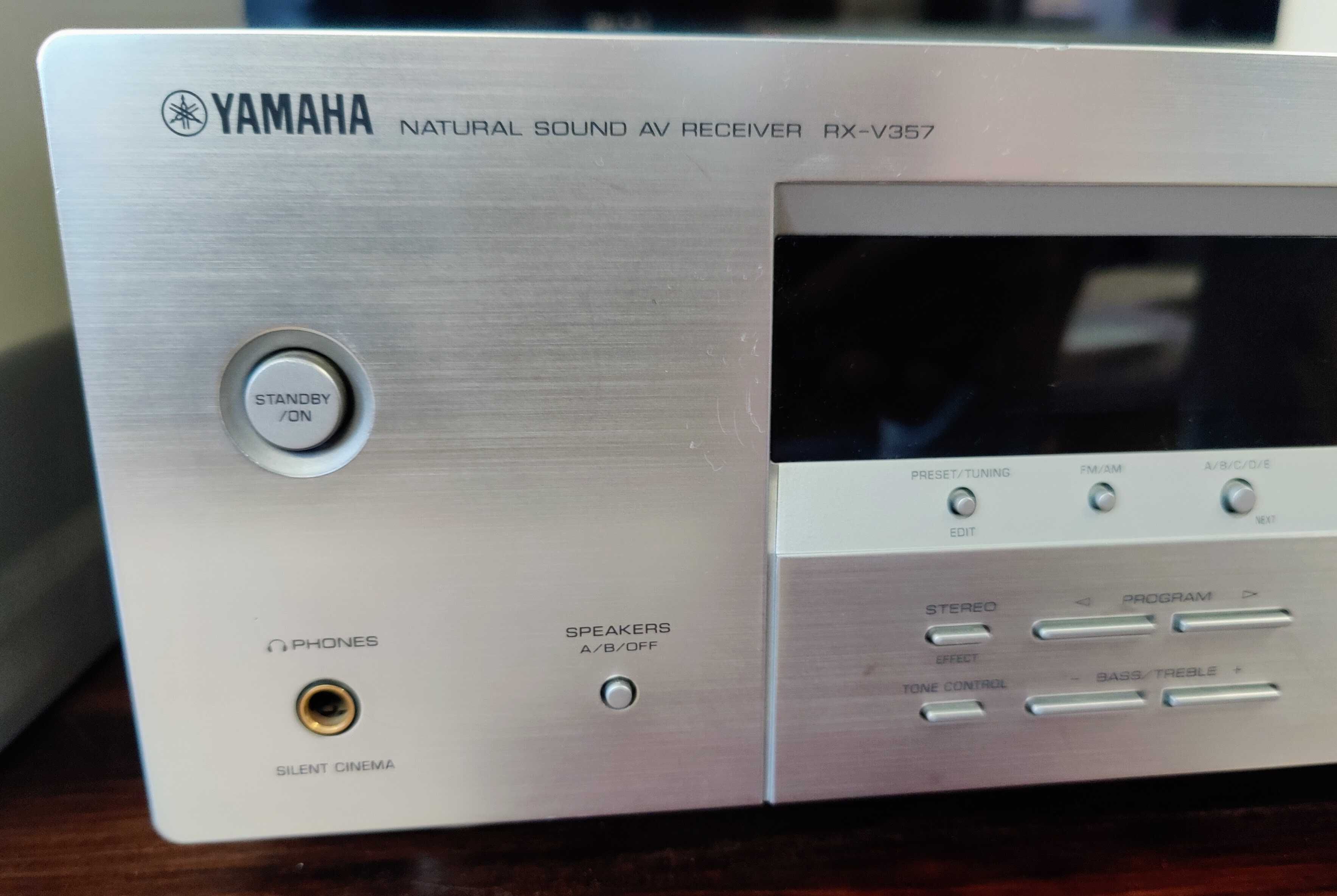 Amplificador 5.1 AV Yamaha RX-V357 (100 Watt) Impecável
