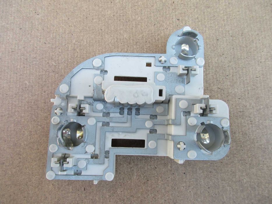 Wkład lampy prawy tył FORD MONDEO MK4 KOMBI