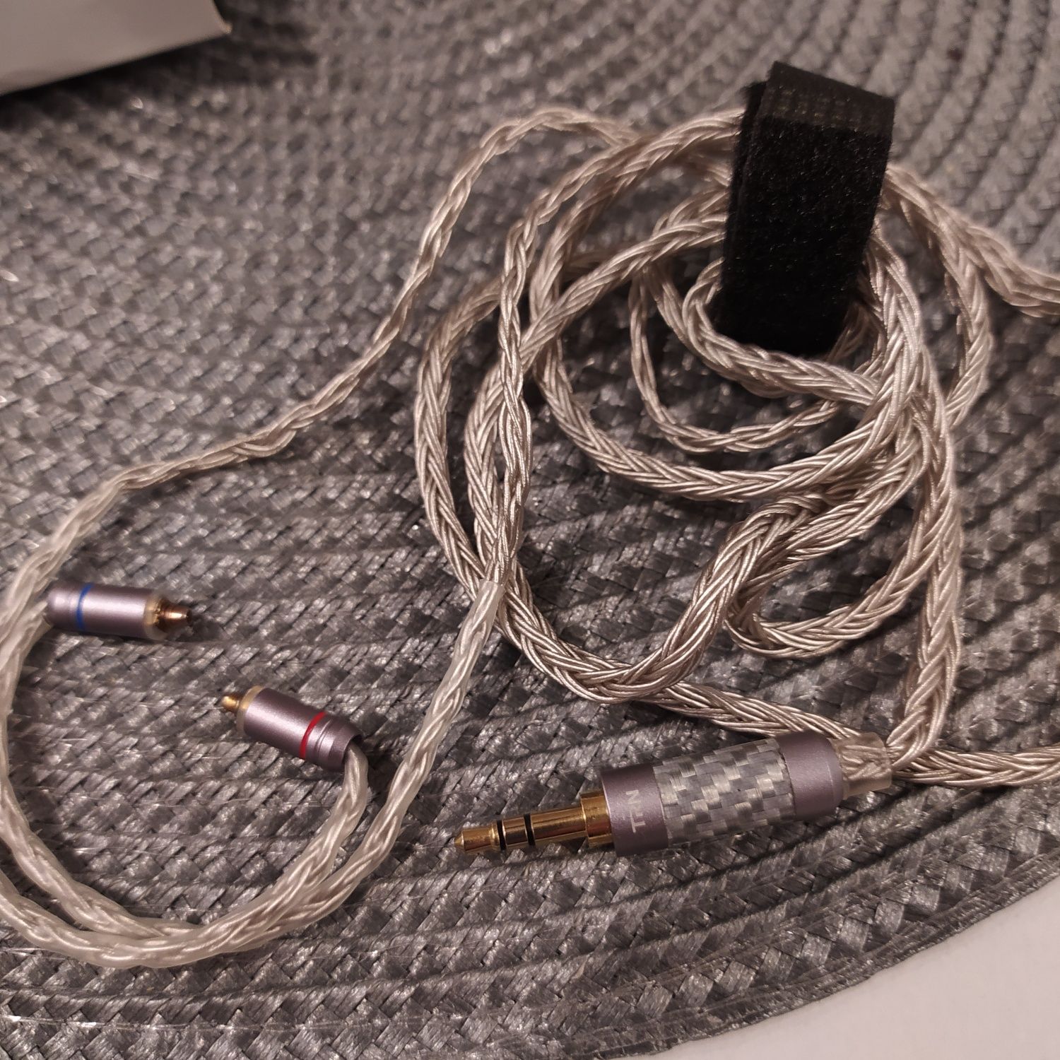 Audiofilskie zmiennyj kabel słuchawkowy TRN