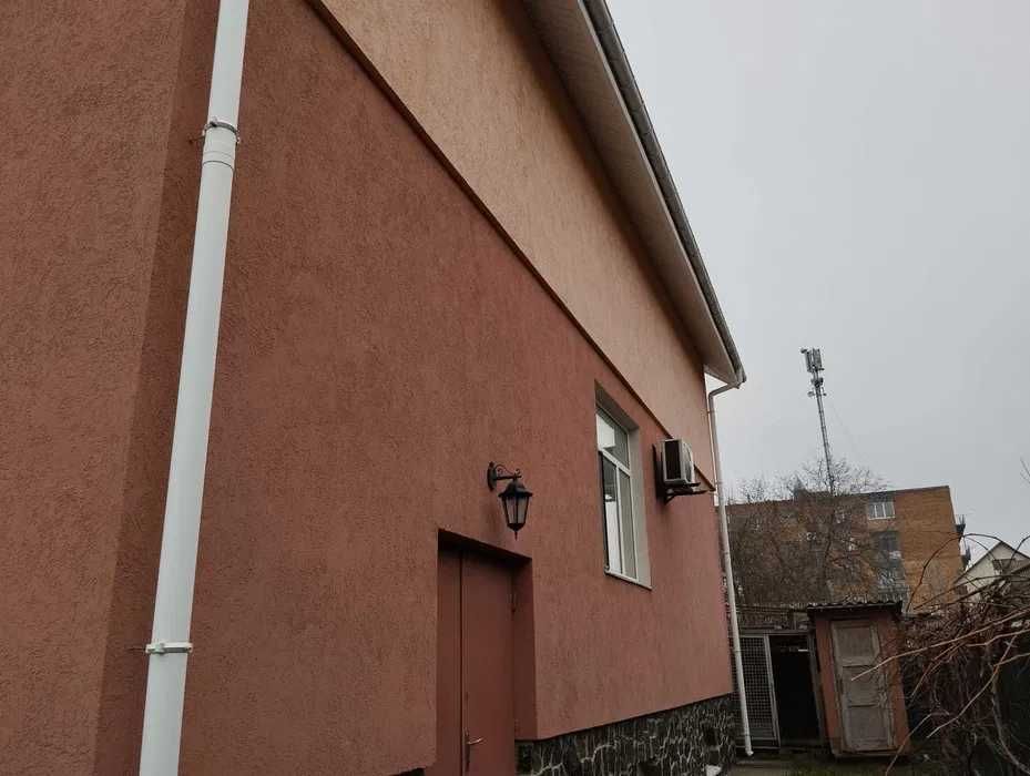ТЕРМІНОВО Продам будинок в центрі Шпола