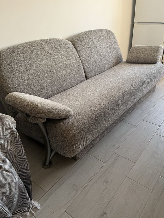 Продам диван розкладний сірого кольору