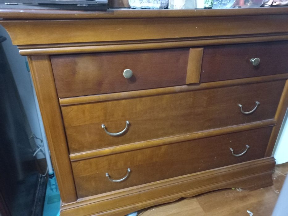 Vendo cama, estrado e colchão 20% de desconto até ao final de Novembro