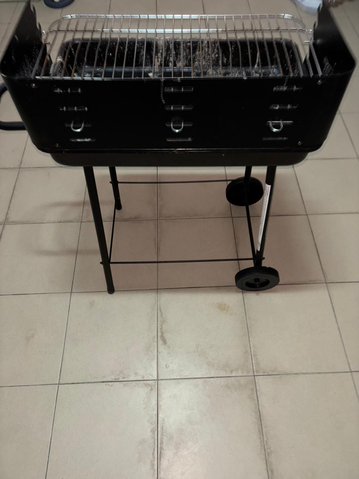 Barbecue a carvão OPP