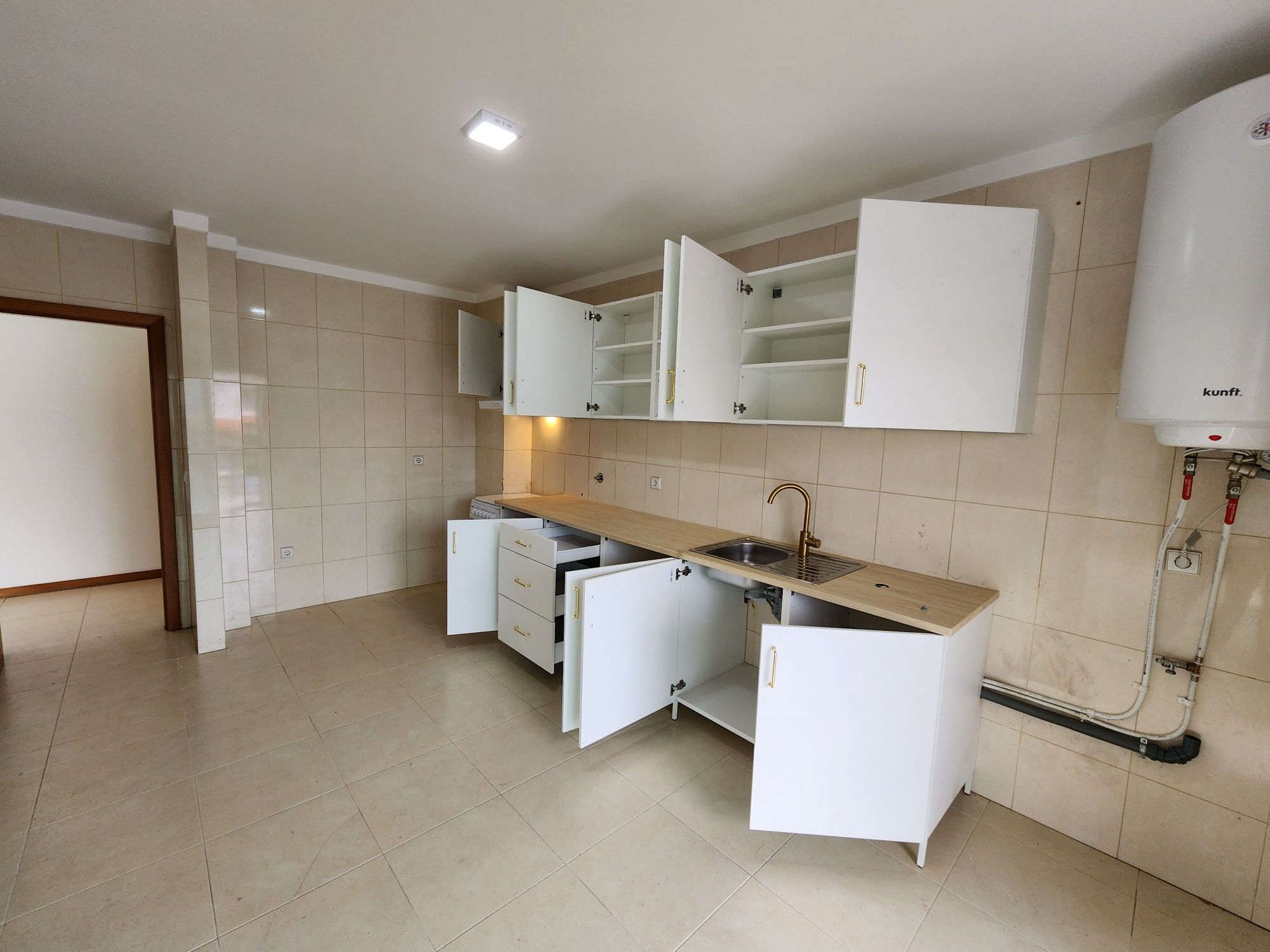 Andar moradia T3 em Guimarães + 2 wc's + Garagem + 2 varandas
