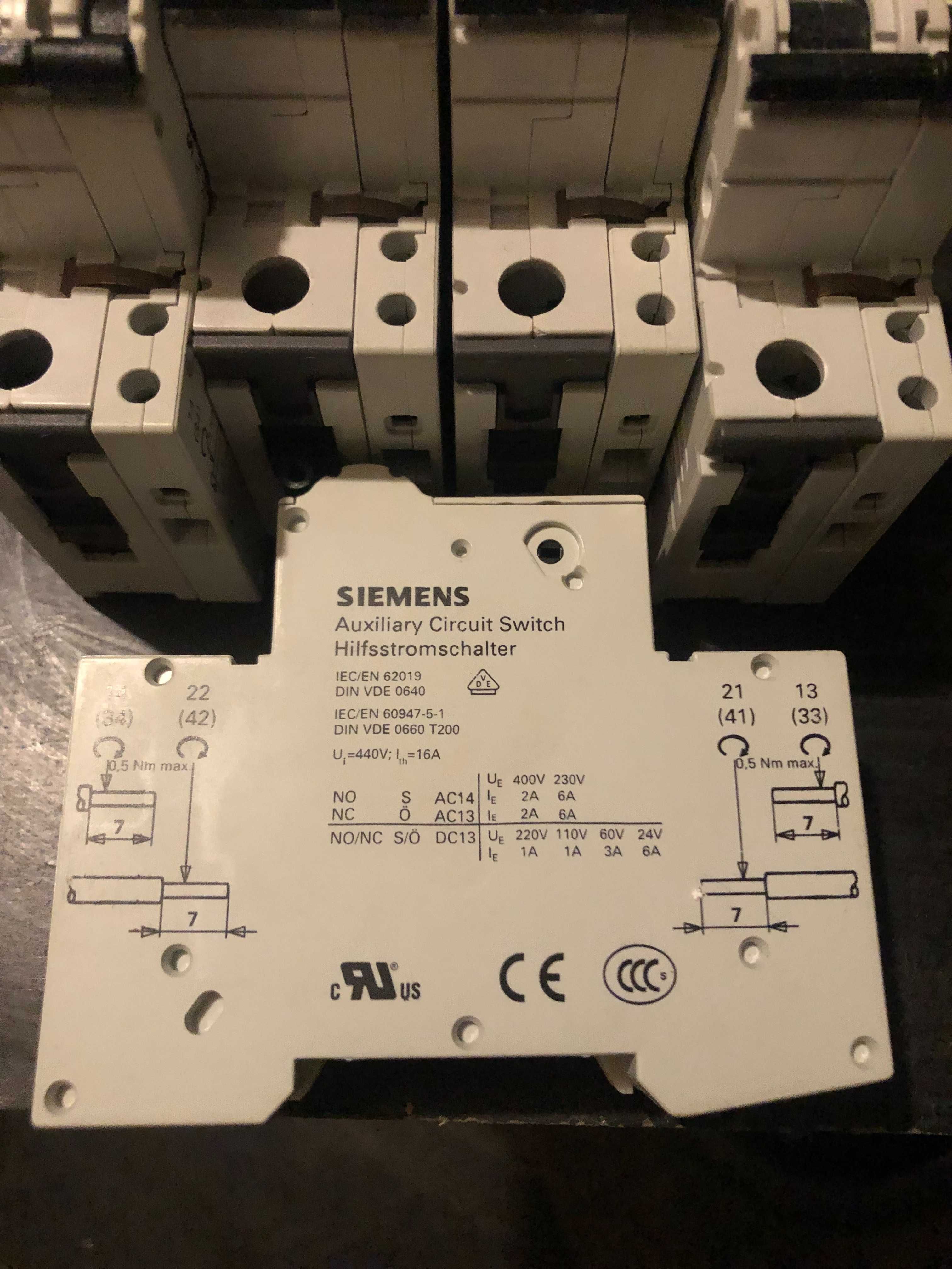 Wyłącznik nadprądowy  Siemens C2  5SY61 MCB plus styki pomocnicze