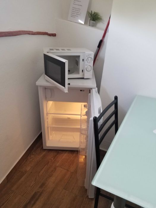 Arrenda T2 , zona central