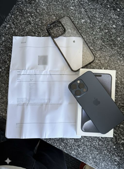 iPhone 15 Pro Max 256 GB – Titânio Azul | Como Novo