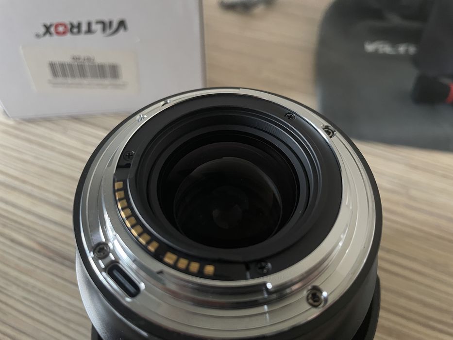 Obiektyw Viltrox 85mm canon rf f/1.8