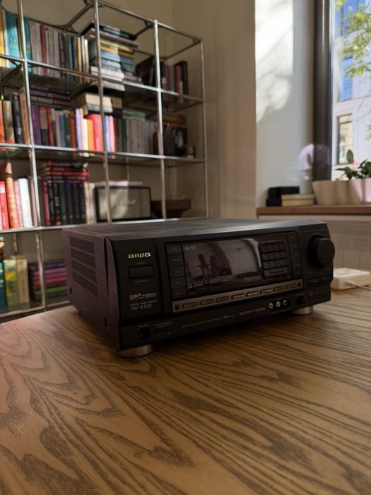 Aiwa AV-X100 — ретро ресивер / підсилювач Hi-Fi