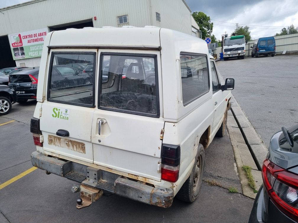 Nissan Patrol Y260 de 1988 para peças