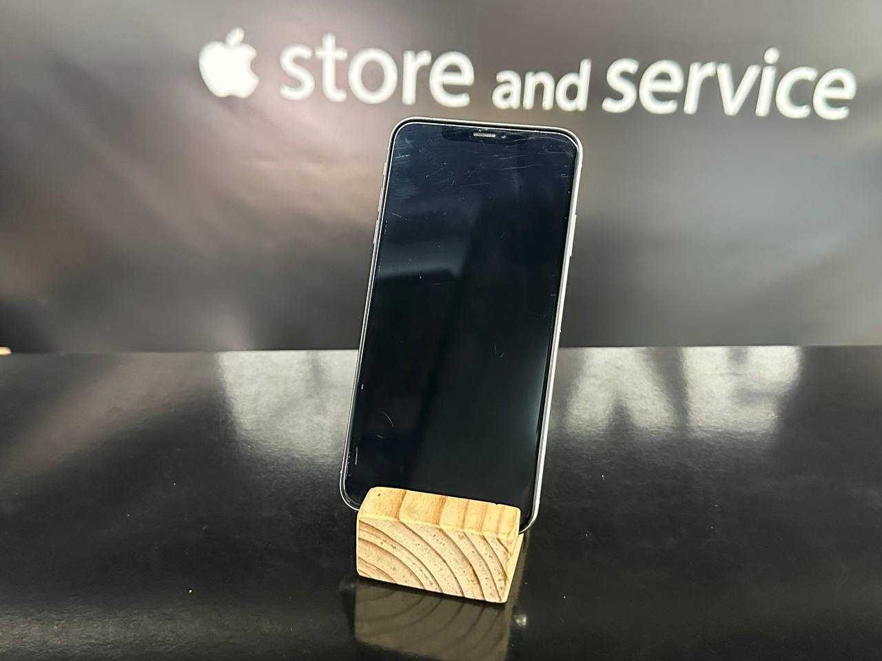 iPhone XS Max 64GB Silver Neverlock