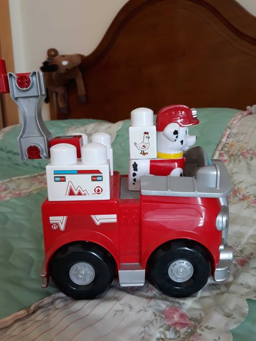 Legos menino e menina