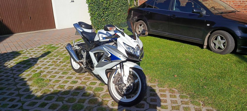Suzuki GSX-R 750 K8