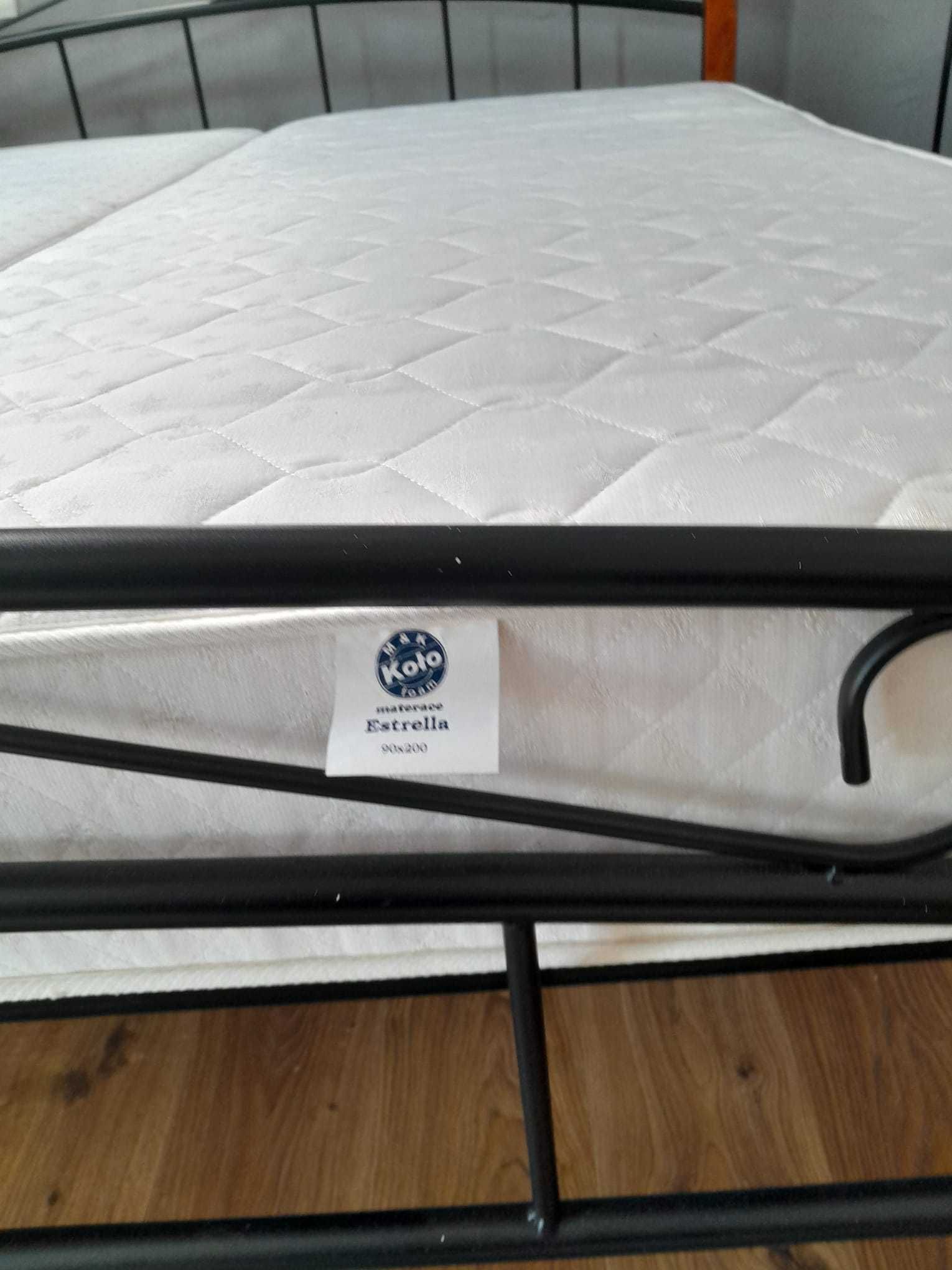 Sprzedam łóżko z materacami 190 x 210cm