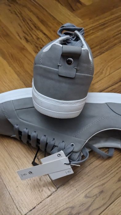 Продам мужские кеды Zara новые 42