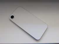 iPhone 16e PRAWIE NOWY