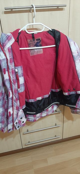 Kurtka zimowa narciarska 146/152