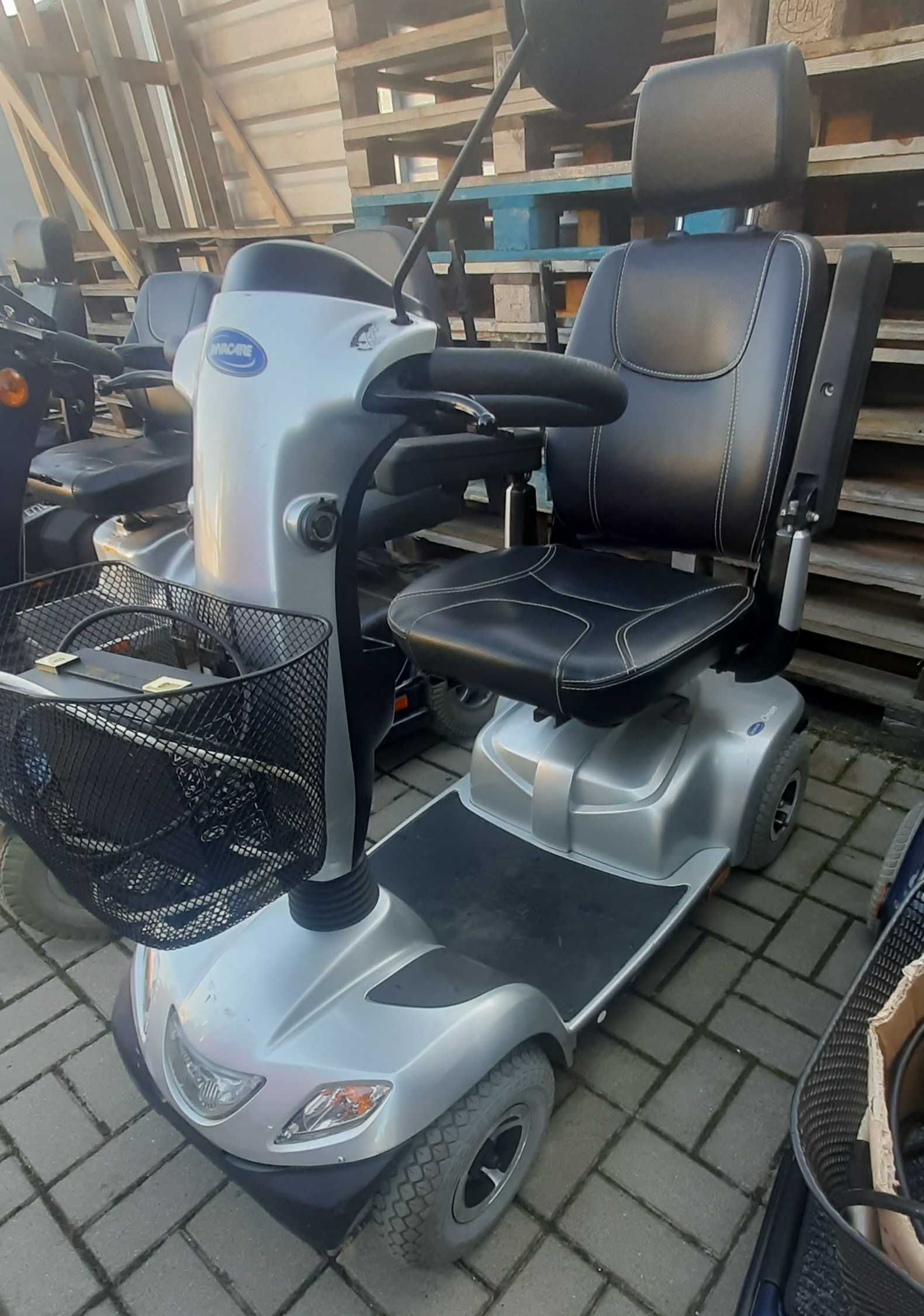 Skuter wózek inwalidzki elektryczny skutery wózki Invacare Orion
