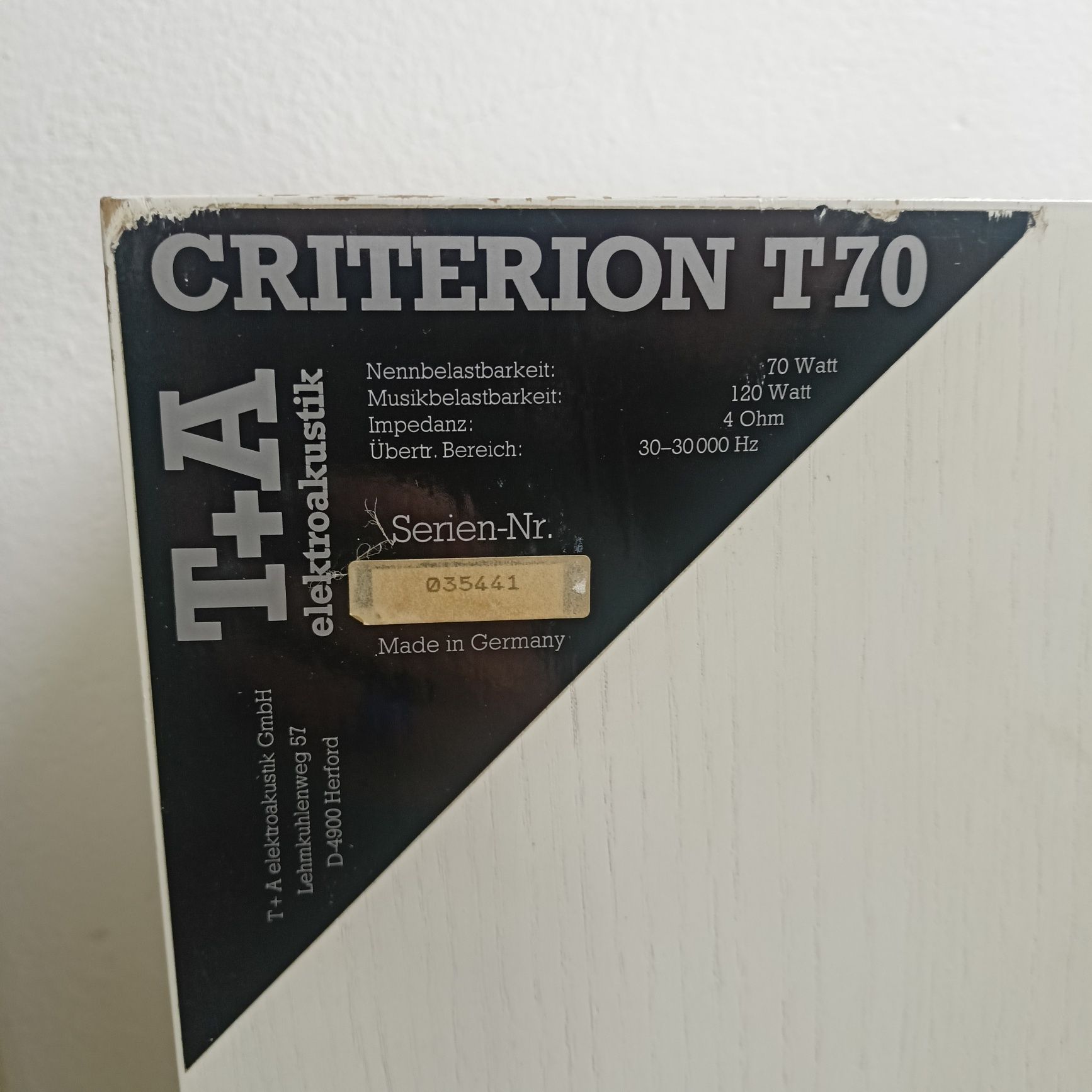 Kolumny podłogowe T+A Criterion T70.