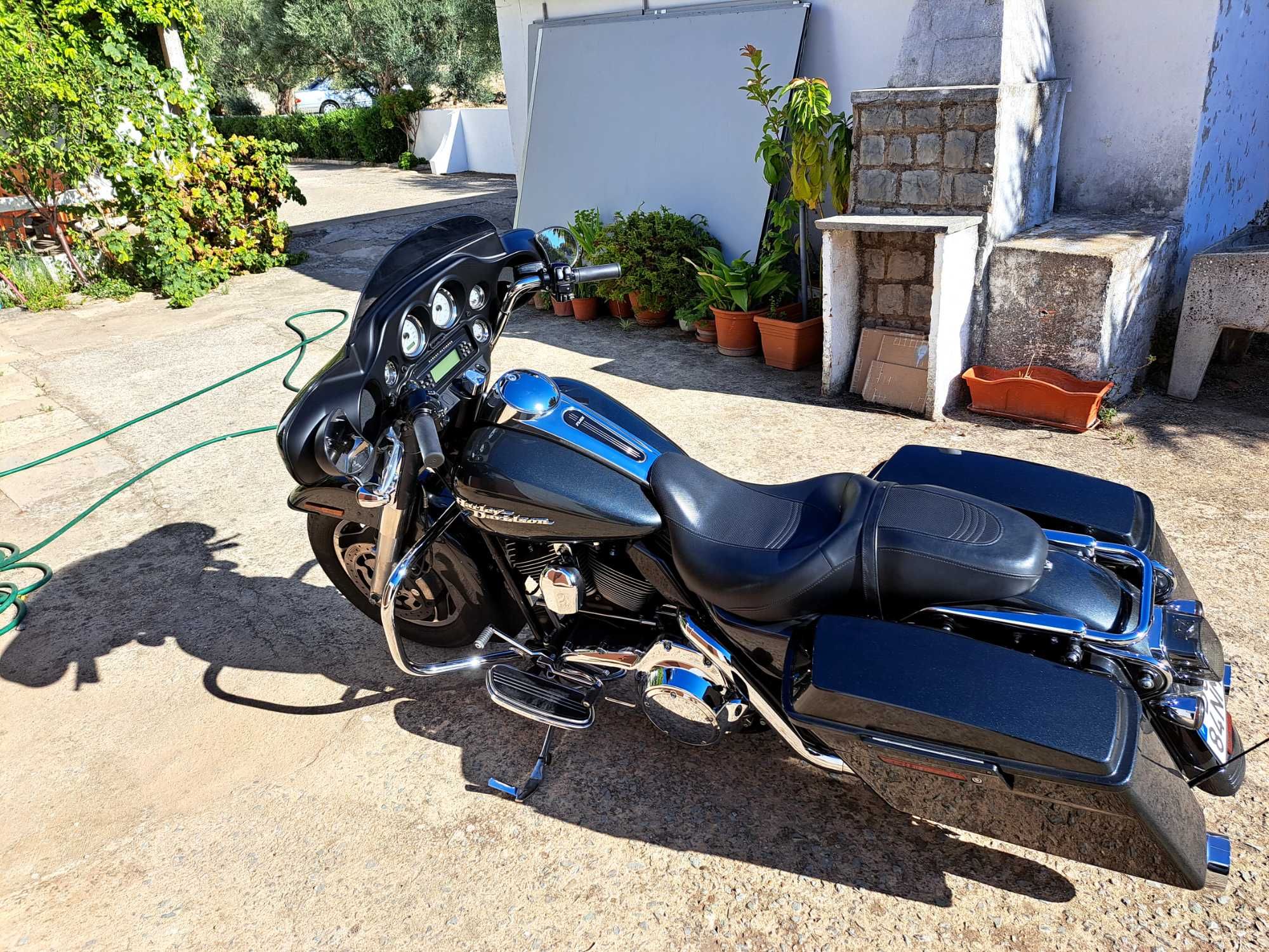 Harley davidson street glide