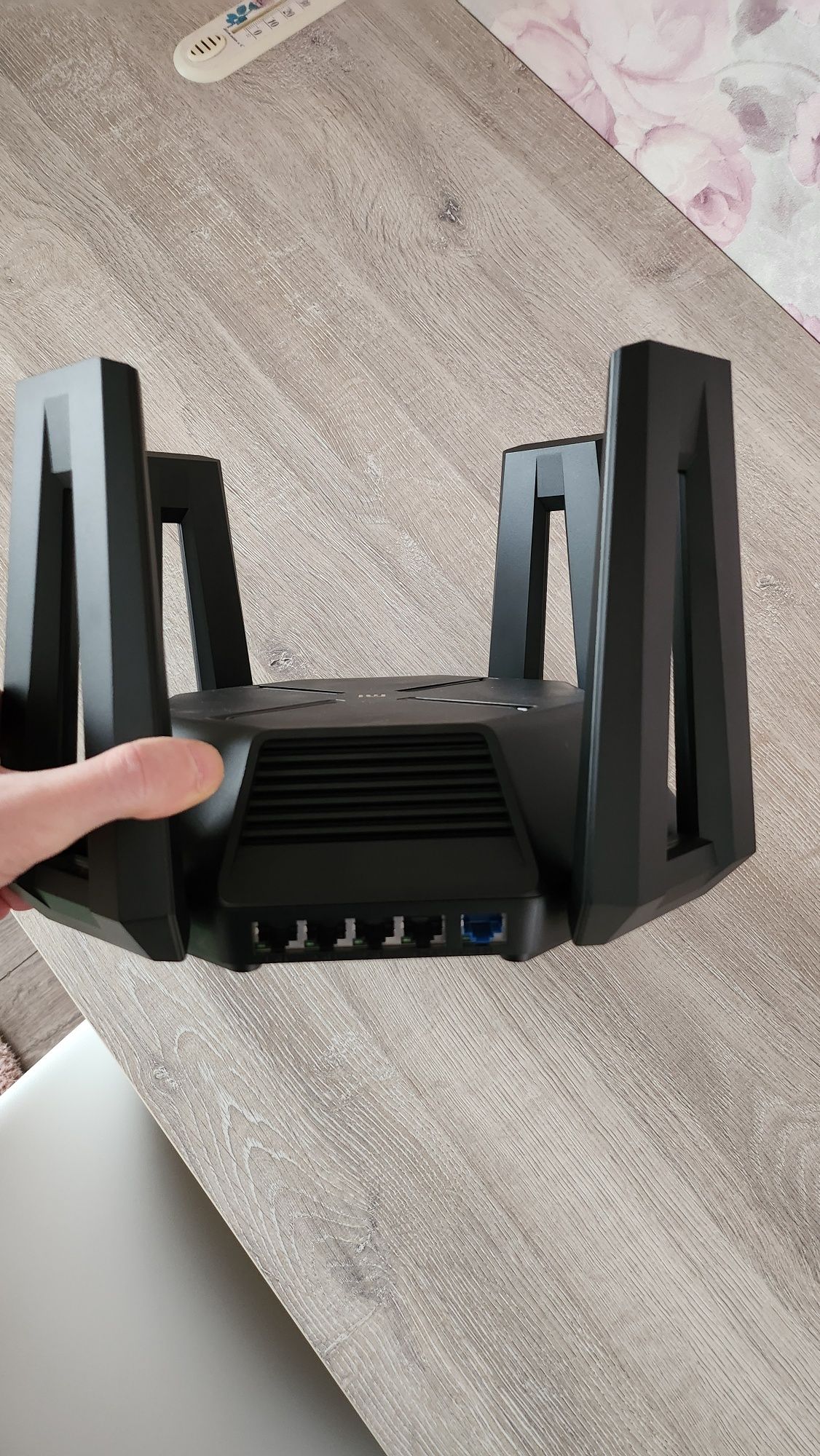 Wi-Fi 6 роутер Xiaomi Mi Router AX9000