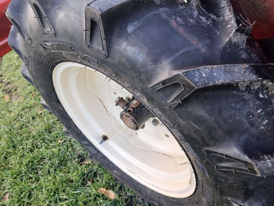 Yanmar 4x4 z glebogryzarkom japoński traktor nowe opony