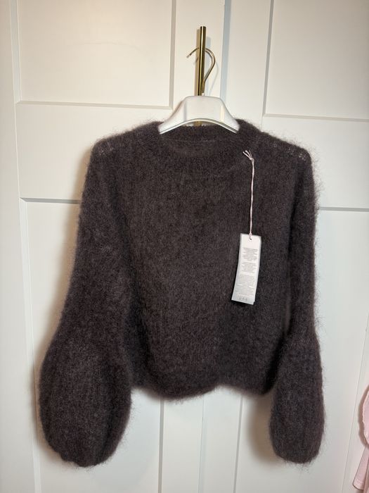 Sweter moher kid rękaw dzwonek w kolorze czekoladowym