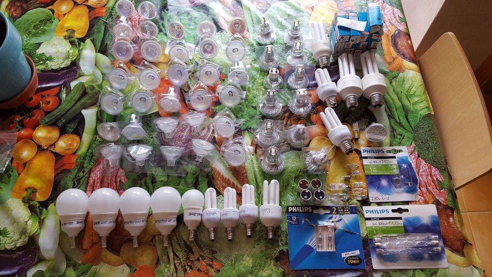 Kit lâmpadas de diversos tipos - Tudo a funcionar