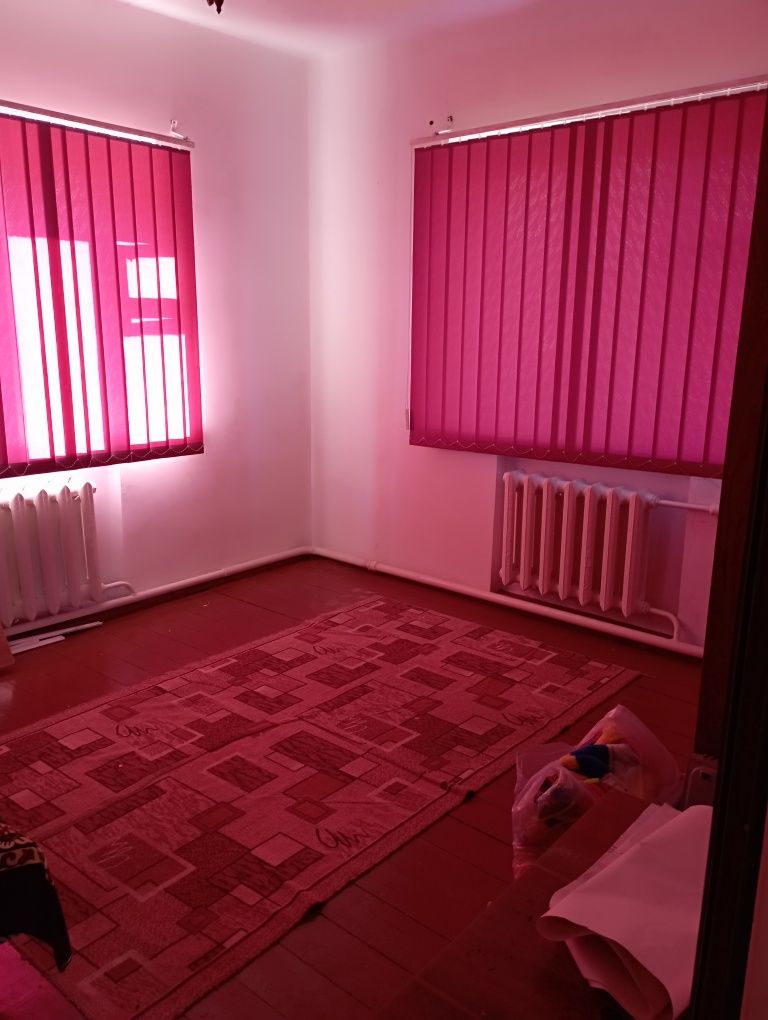 Продам будинок в м.Пирятин вул.Спартака 40