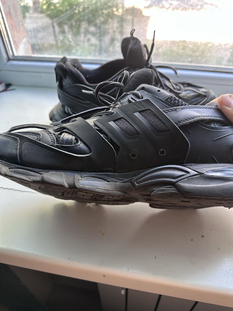 balenciaga track 1.0 45 траки