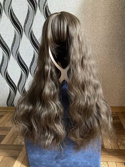 Парик женский длинный волнистый