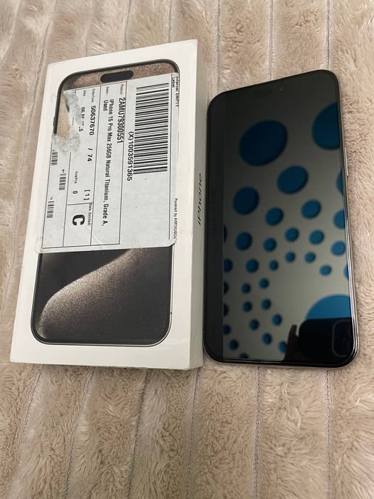 iPhone 15 pro max 256 Natural titanium