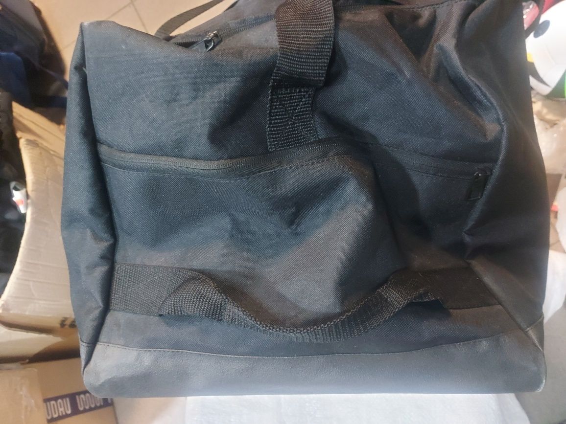 Сумка спортивна на колесах Adidas Tiro Team Bag XL W/W B46125