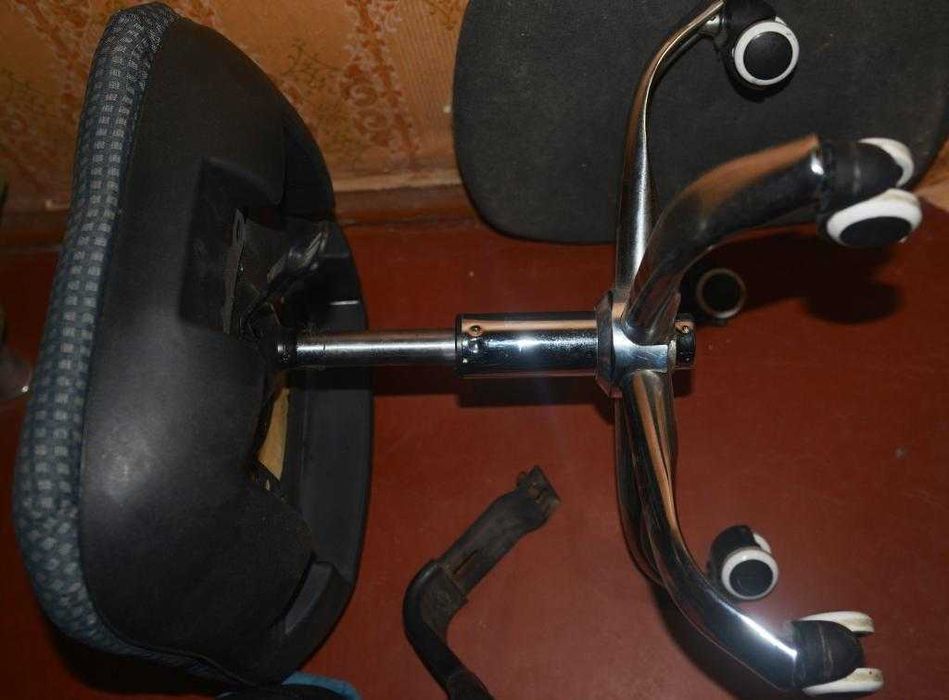 запчастини до офісних крісел