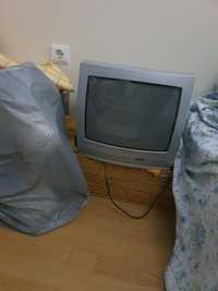 Vendo televisão em boas condições