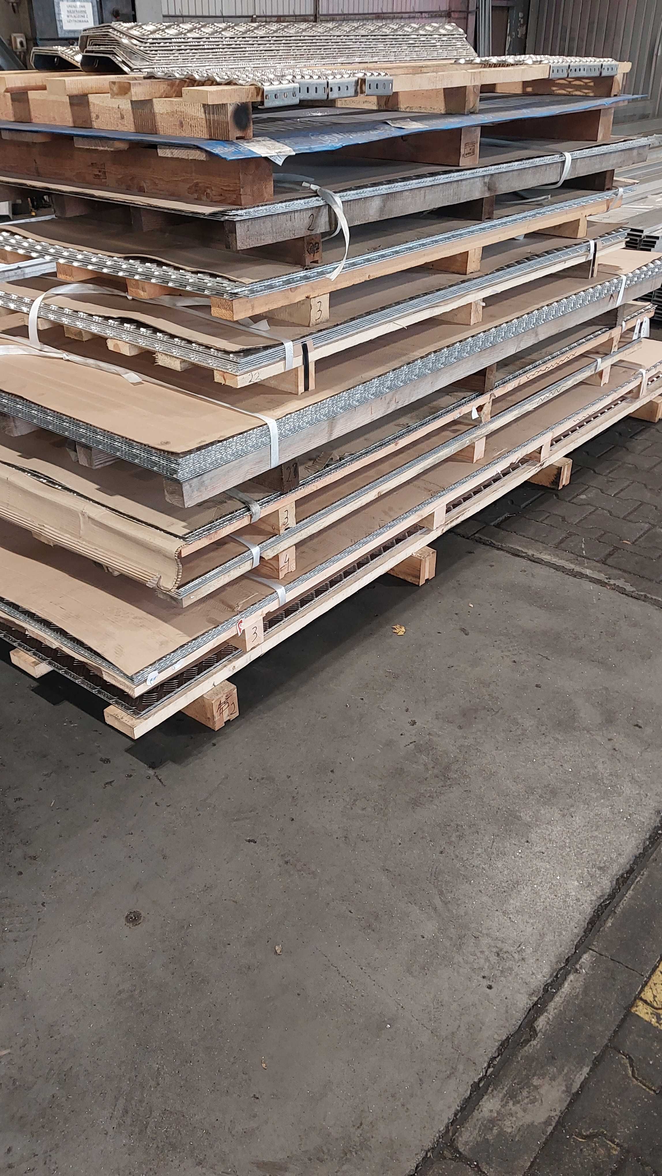 Blacha ryflowana aluminiowa, aluminium 2,0x1500x3000, gat.5754, BYTOM