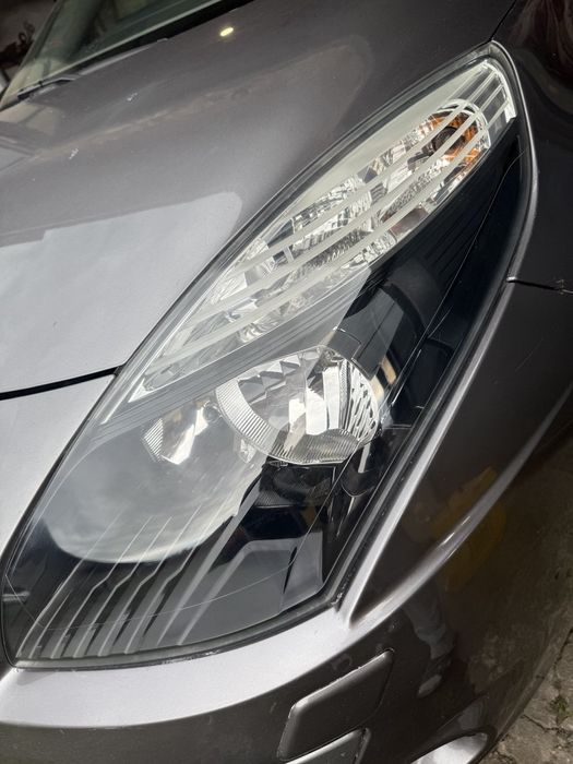 Поліровка вишліфовування(реставрація )автомобільних фар